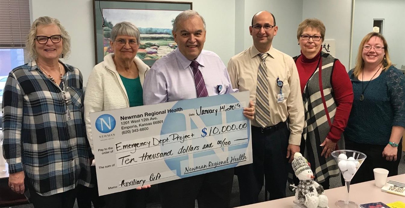 Newman Regional Health Auxiliary Awards $10,000 to Emergency Department Project